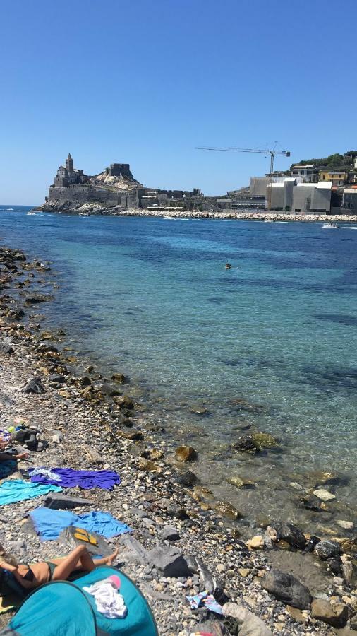 La Casa Con Vista Di Emma Lägenhet Vezzano Ligure Exteriör bild